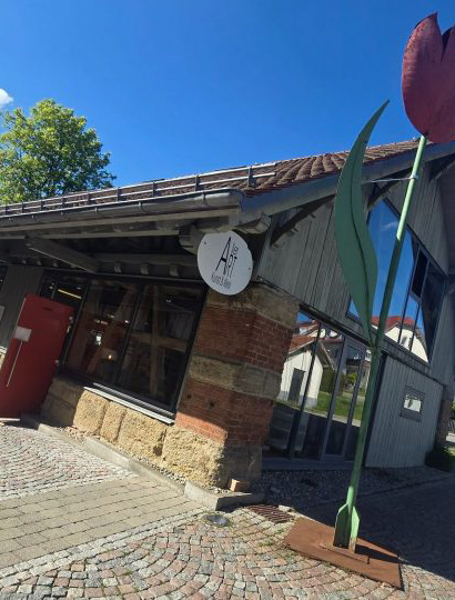 Außenaufnahme der Galerie AllerArt