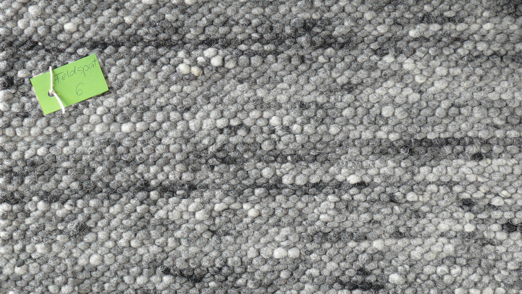 Farbbeispiel Wunschteppich Feldspat sechs